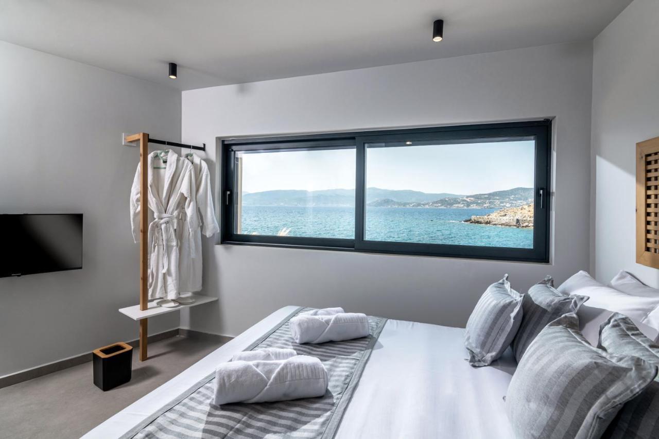 Beachfront Salty Sea Luxury 2 *
